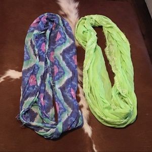 2/$7 American Eagle Outfitters Infinity Scarves